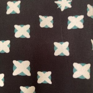LuLaRoe IRMA High-Low Tunic, XXS, Black with X Designs